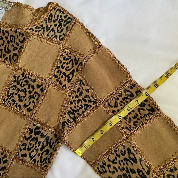 Vtg Boho Leather Shacket Jacket Crochet Patchwork Scalloped Hem Tan Leopard Sz M - Picture 10 of 13